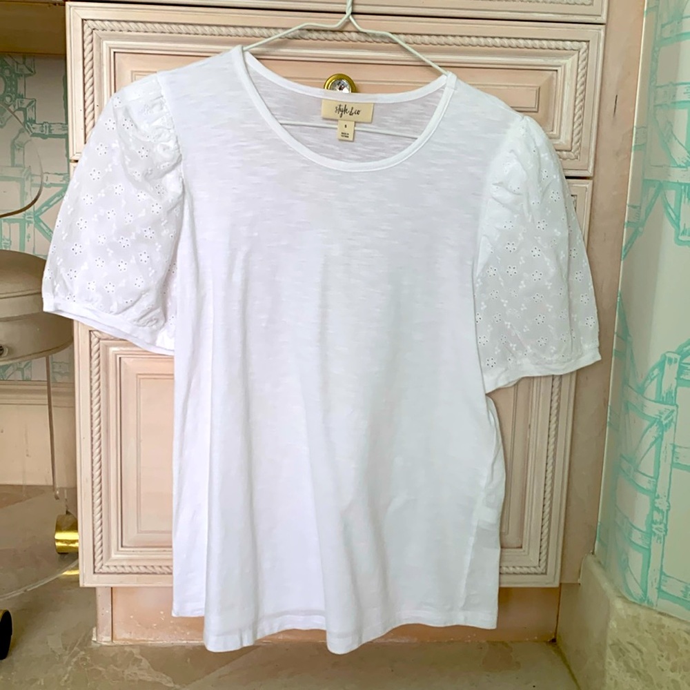 White tshirt